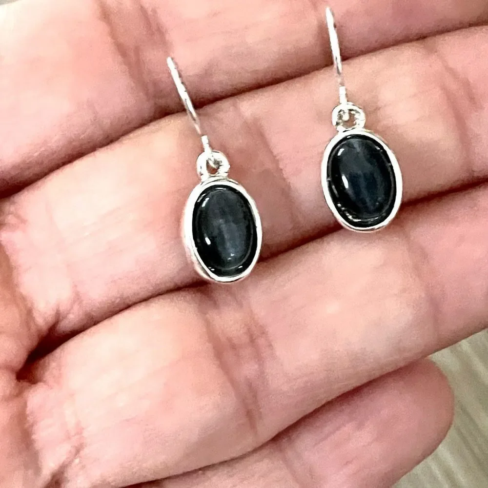Sonoma Jean company silver tone necklace and earring set